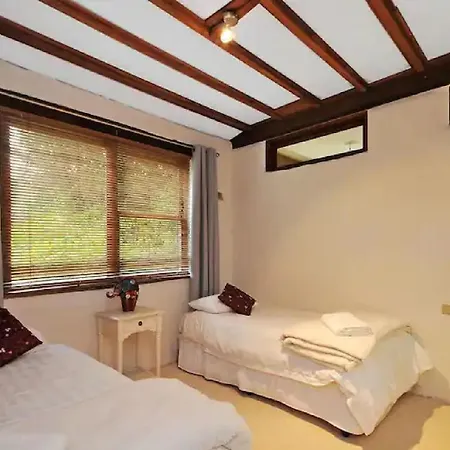 Nagual Retreat In Leura With Views Villa Exterior photo